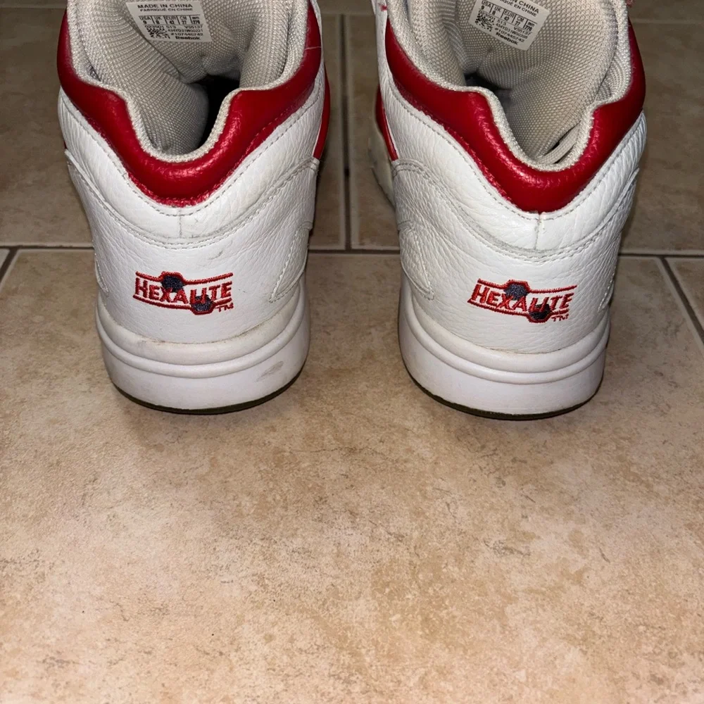 Reebok Pump Sneakers Red and White - Picture 4 of 9